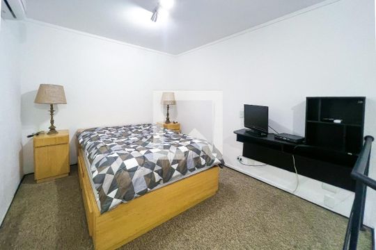 Suíte de apartamento para alugar com 1 quarto, 41m² em Vila Olímpia, São Paulo