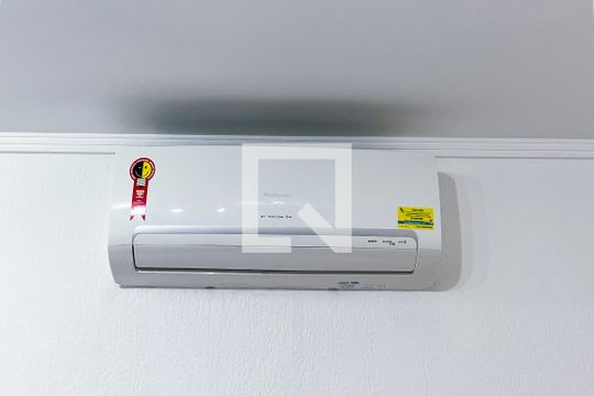 Suíte de apartamento para alugar com 1 quarto, 41m² em Vila Olímpia, São Paulo