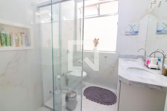 Banheiro  de casa à venda com 2 quartos, 100m² em Brooklin, São Paulo