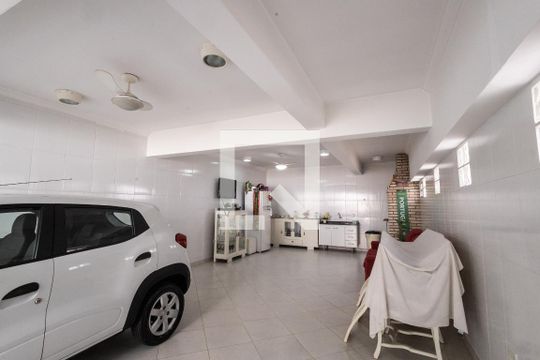Garagem de casa para alugar com 2 quartos, 121m² em Vila Mafra, São Paulo