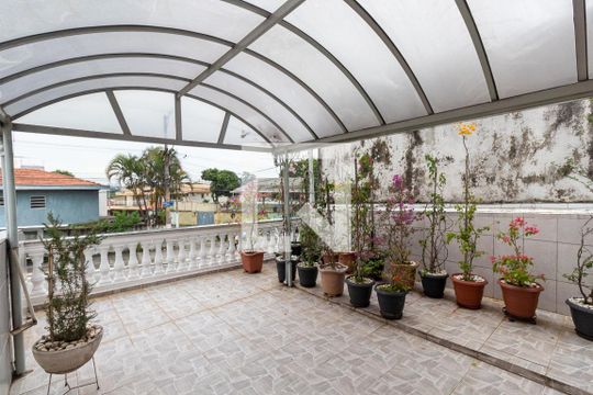 Varanda de casa à venda com 4 quartos, 163m² em Engenheiro Goulart, São Paulo