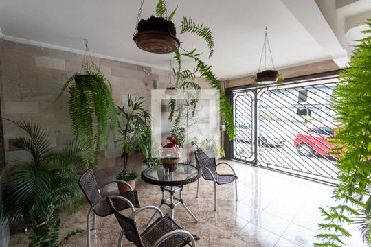 Garagem de casa à venda com 4 quartos, 163m² em Engenheiro Goulart, São Paulo