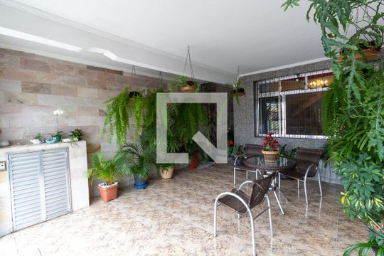 Garagem de casa à venda com 4 quartos, 163m² em Engenheiro Goulart, São Paulo