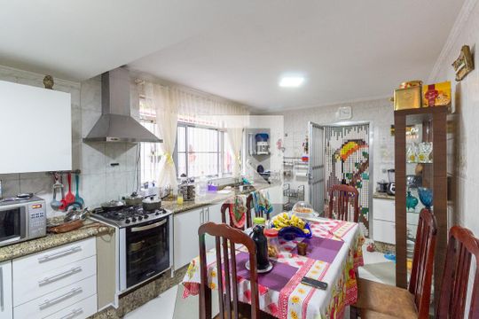 Cozinha de casa à venda com 4 quartos, 163m² em Engenheiro Goulart, São Paulo
