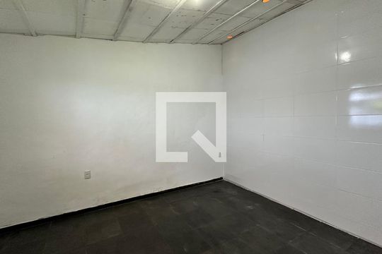 Quarto de casa de condomínio para alugar com 1 quarto, 70m² em Barra da Tijuca, Rio de Janeiro