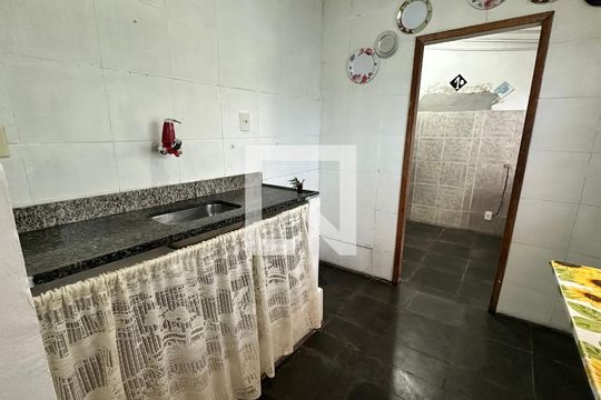 Cozinha de casa de condomínio para alugar com 1 quarto, 70m² em Barra da Tijuca, Rio de Janeiro