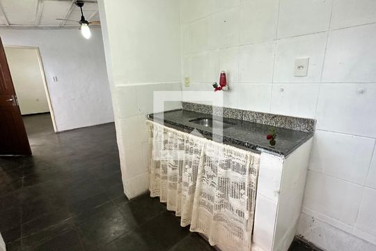 Cozinha de casa de condomínio para alugar com 1 quarto, 70m² em Barra da Tijuca, Rio de Janeiro