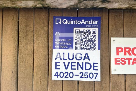 Plaquinha OXCW-510 de casa de condomínio para alugar com 1 quarto, 70m² em Barra da Tijuca, Rio de Janeiro