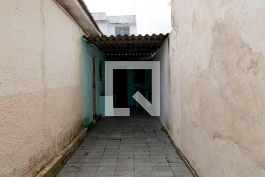 Entrada de casa para alugar com 1 quarto, 60m² em Jardim Popular, São Paulo