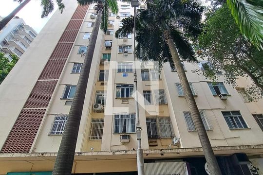 Fachada de apartamento para alugar com 2 quartos, 72m² em Flamengo, Rio de Janeiro