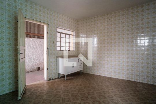 Casa para alugar com 1 quarto, 50m² em Vila Santa Lucia, São Paulo