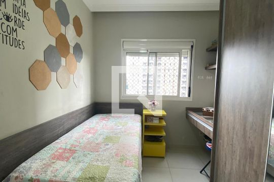 Quarto 2 de apartamento para alugar com 3 quartos, 120m² em Jardim Tupanci, Barueri