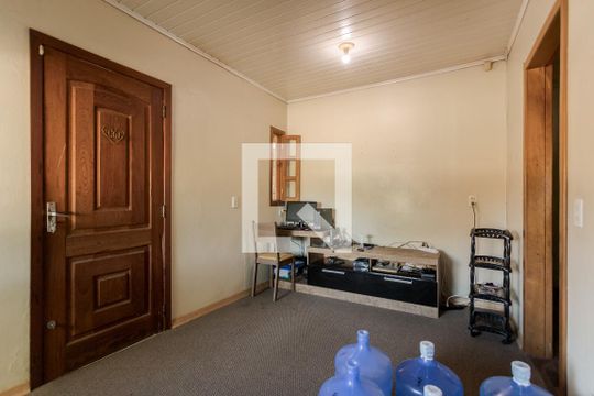 Casa à venda com 6 quartos, 150m² em Sarandi, Porto Alegre
