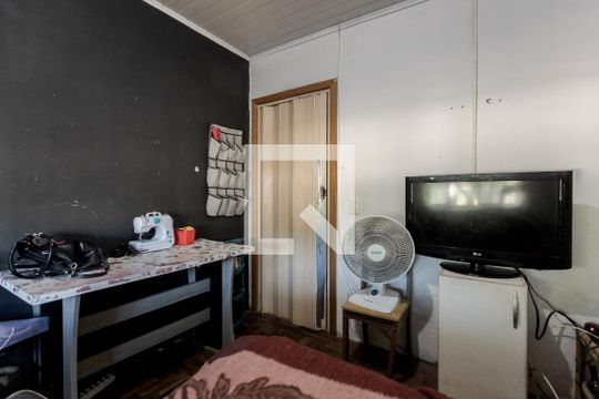 Quarto 1 de casa à venda com 6 quartos, 150m² em Sarandi, Porto Alegre