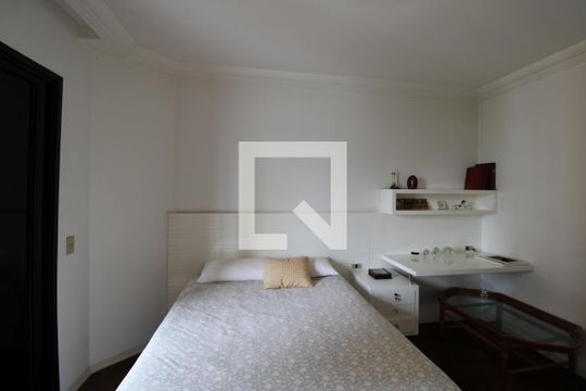 Suíte 1  de apartamento para alugar com 4 quartos, 270m² em Vila Ida, São Paulo