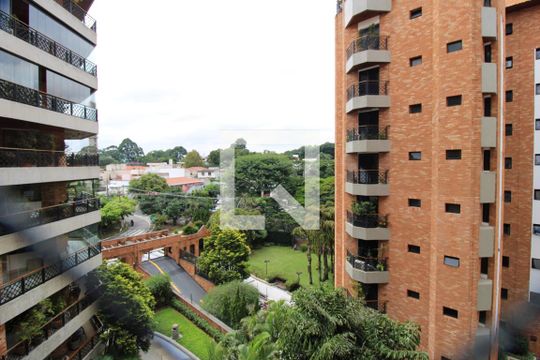 Vista da sacada da suíte 4  de apartamento para alugar com 4 quartos, 270m² em Vila Ida, São Paulo