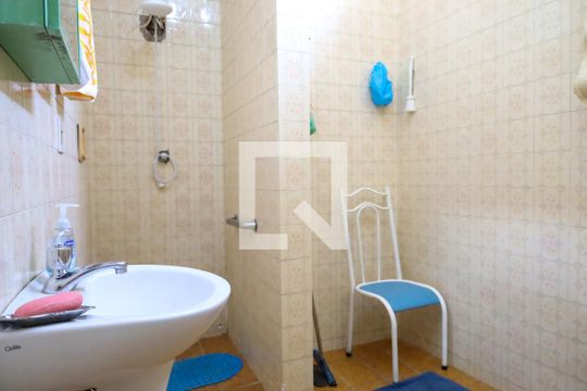 Banheiro de casa à venda com 2 quartos, 204m² em Alto Caiçaras, Belo Horizonte