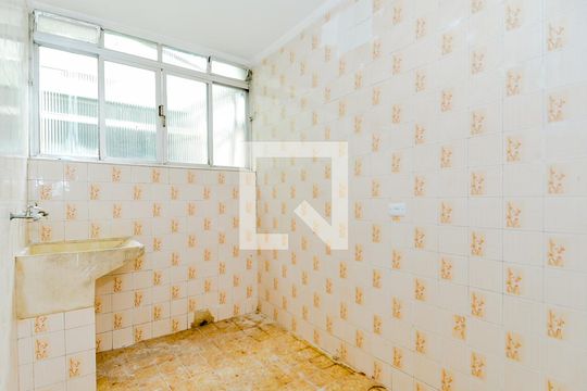 Área de Serviço de apartamento para alugar com 2 quartos, 80m² em Jardim Santa Mena, Guarulhos