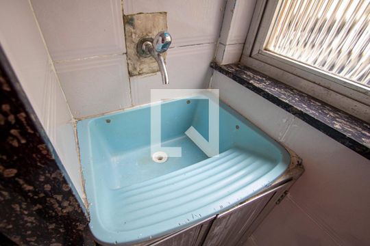 Área de Serviço de apartamento para alugar com 2 quartos, 60m² em Barro Vermelho, São Gonçalo