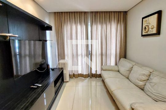 Sala de apartamento para alugar com 2 quartos, 77m² em Lourdes, Belo Horizonte