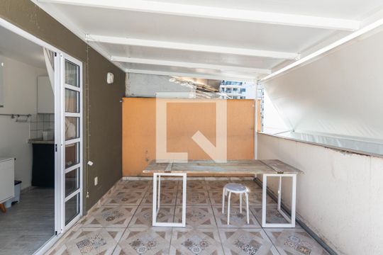 Varanda  de apartamento para alugar com 1 quarto, 35m² em Maracanã, Rio de Janeiro