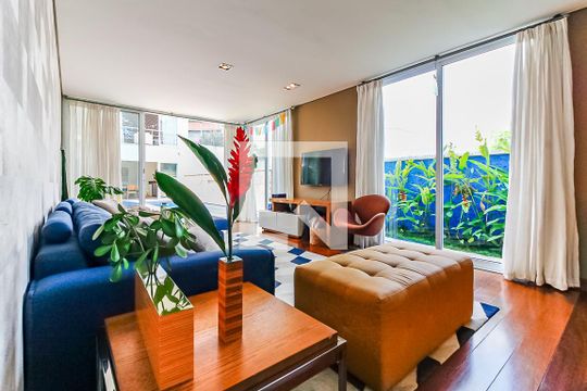 Sala de TV de casa à venda com 3 quartos, 504m² em Jardim São Bento, São Paulo