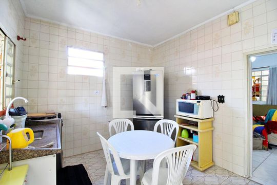 Cozinha de casa à venda com 4 quartos, 220m² em Vila Alpina, Santo André