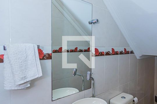 Lavabo de casa à venda com 4 quartos, 214m² em Vila Fiat Lux, São Paulo