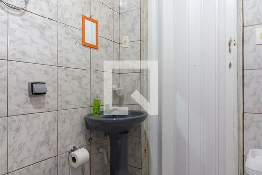 Banheiro de casa à venda com 1 quarto, 350m² em Itaquera, São Paulo