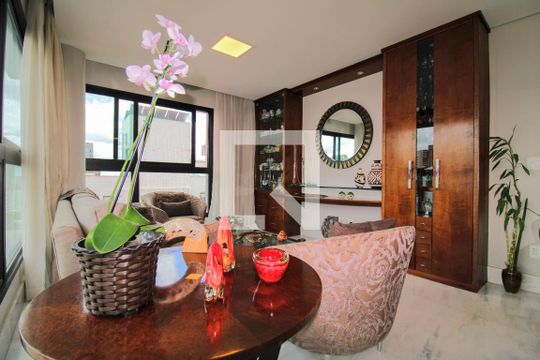Sala de apartamento à venda com 4 quartos, 147m² em Anchieta, Belo Horizonte