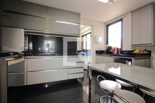 Cozinha de apartamento à venda com 4 quartos, 147m² em Anchieta, Belo Horizonte