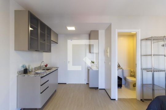 Studio  de kitnet/studio para alugar com 1 quarto, 28m² em Liberdade, São Paulo