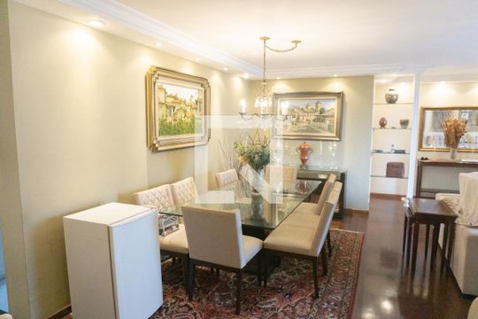 Sala de apartamento à venda com 3 quartos, 210m² em Morro dos Ingleses, São Paulo