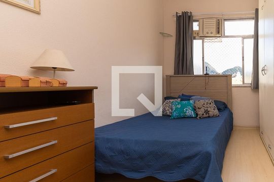 Quarto de kitnet/studio para alugar com 1 quarto, 30m² em Botafogo, Rio de Janeiro