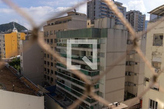Quarto vista de kitnet/studio para alugar com 1 quarto, 30m² em Botafogo, Rio de Janeiro