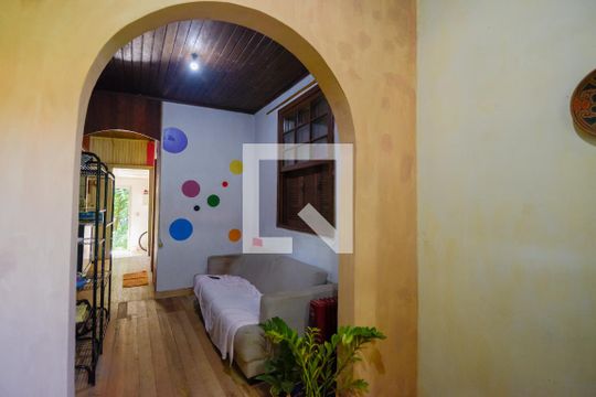 Casa à venda com 2 quartos, 99m² em Ipanema, Porto Alegre