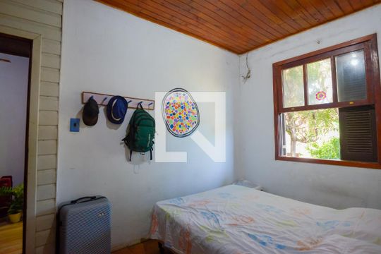 Quarto 1 de casa à venda com 2 quartos, 99m² em Ipanema, Porto Alegre
