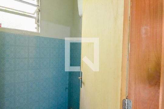 Banheiro de casa à venda com 2 quartos, 99m² em Ipanema, Porto Alegre