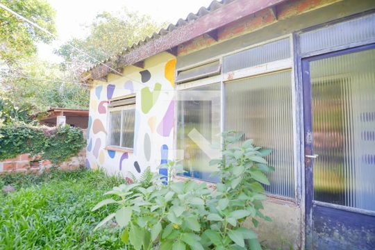 Área externa de casa à venda com 2 quartos, 99m² em Ipanema, Porto Alegre