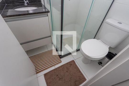 Banheiro da suíte  de apartamento à venda com 2 quartos, 56m² em Centro, Diadema