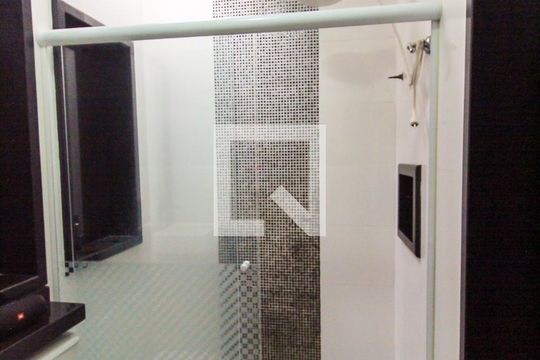 Banheiro de casa à venda com 2 quartos, 150m² em Vila Campanela, São Paulo
