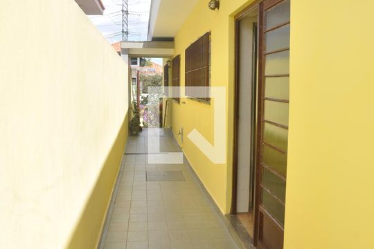 Quintal de casa à venda com 4 quartos, 280m² em City América, São Paulo