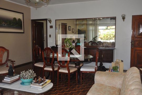 Sala de casa à venda com 4 quartos, 280m² em City América, São Paulo