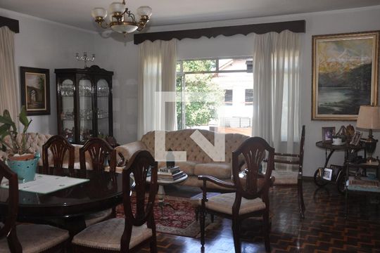 Sala de casa à venda com 4 quartos, 280m² em City América, São Paulo