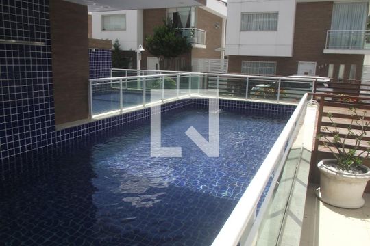 Área comum - Piscina de casa para alugar com 3 quartos, 179m² em Jacarepaguá, Rio de Janeiro