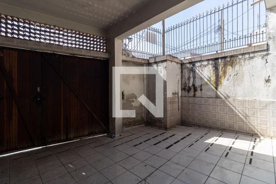 Garagem de casa à venda com 3 quartos, 88m² em Ipiranga, São Paulo