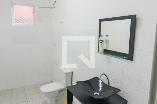Banheiro de casa para alugar com 2 quartos, 170m² em Vila Sonia, São Paulo