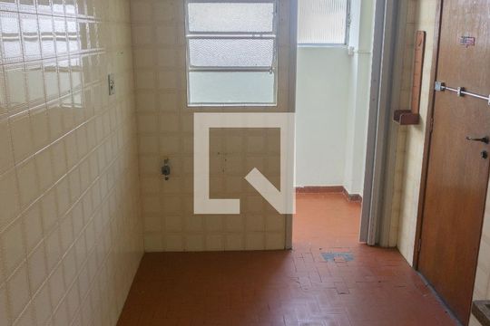 Cozinha de apartamento à venda com 3 quartos, 98m² em Bela Vista, São Paulo