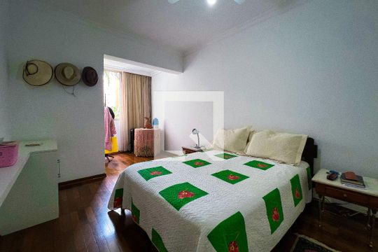 Suíte 1 de apartamento à venda com 2 quartos, 137m² em Vila Uberabinha, São Paulo