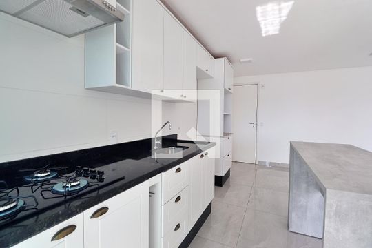 Cozinha de apartamento para alugar com 2 quartos, 55m² em Jardim, Santo André